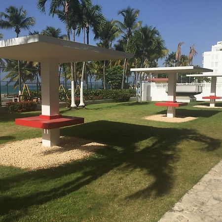 Marbella Del Caribe Beachfront San Juan Exteriér fotografie