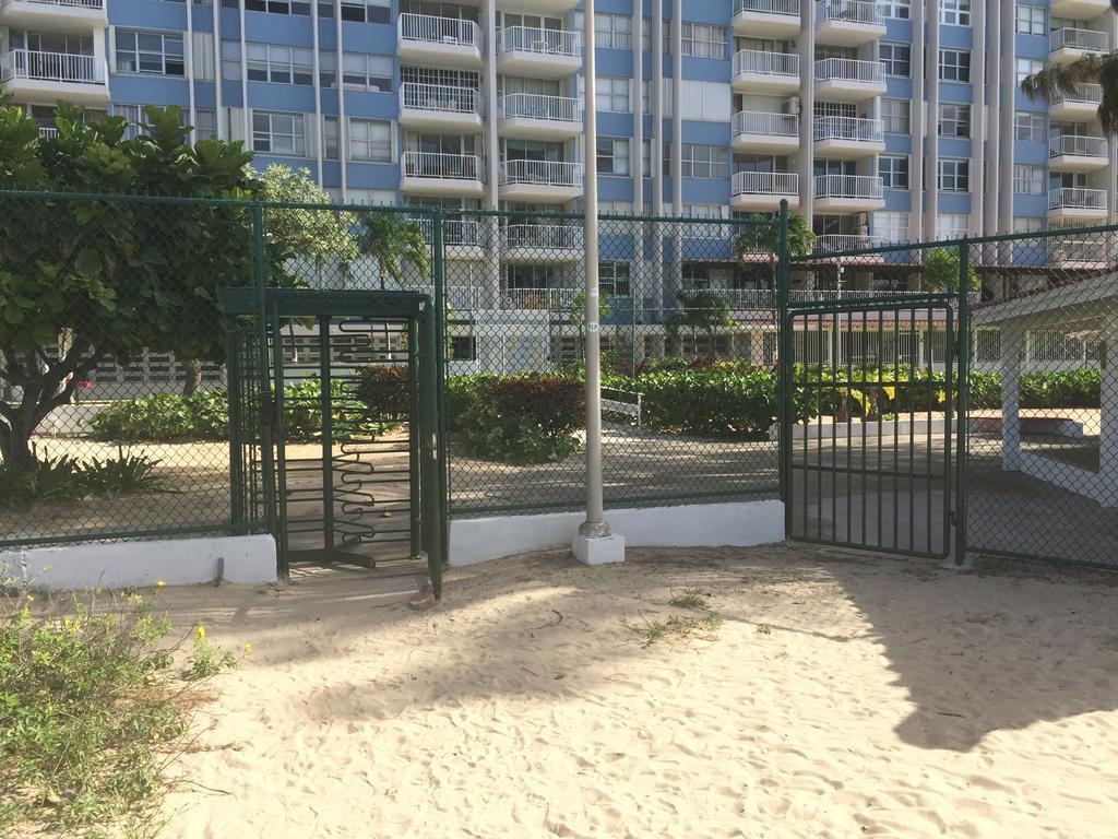 Marbella Del Caribe Beachfront San Juan Exteriér fotografie